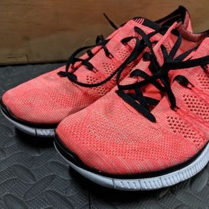 Nike Free Flyknit NSW "Hot Lava"